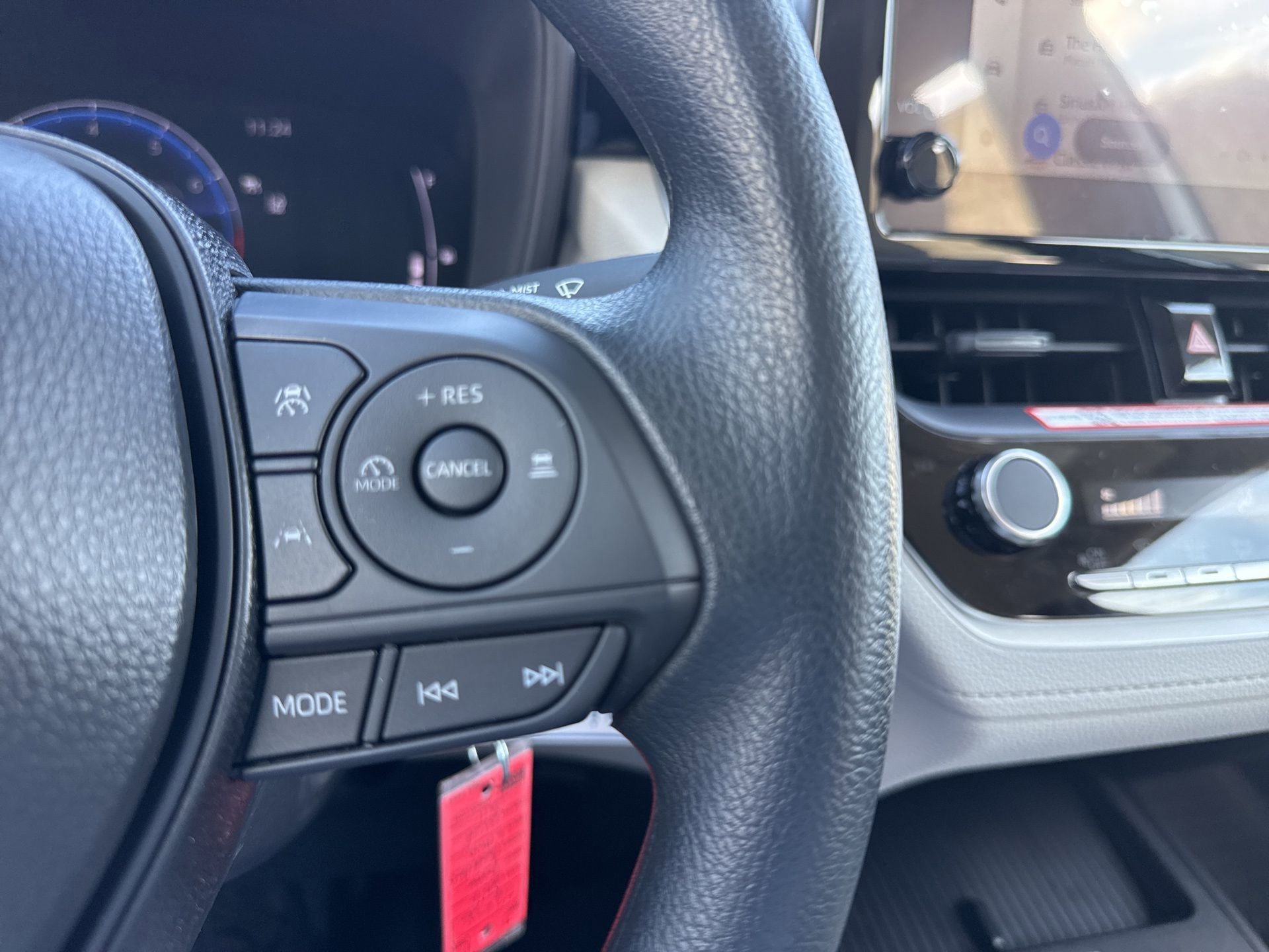 New 2026 Toyota Corolla Cross L image 40