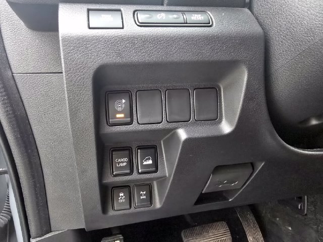 Used 2023 Nissan Frontier PRO-4X w/ Technology Package AWD/4WD image 18