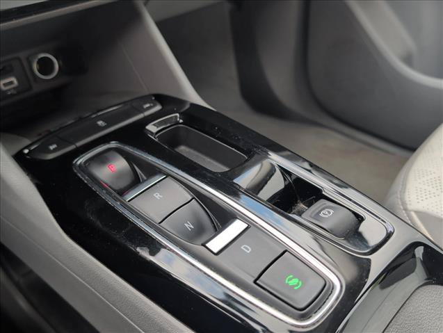 Used 2022 Chevrolet Bolt EUV Premier FWD image 17