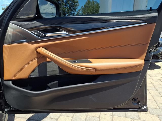 Used 2018 BMW 540i RWD image 27