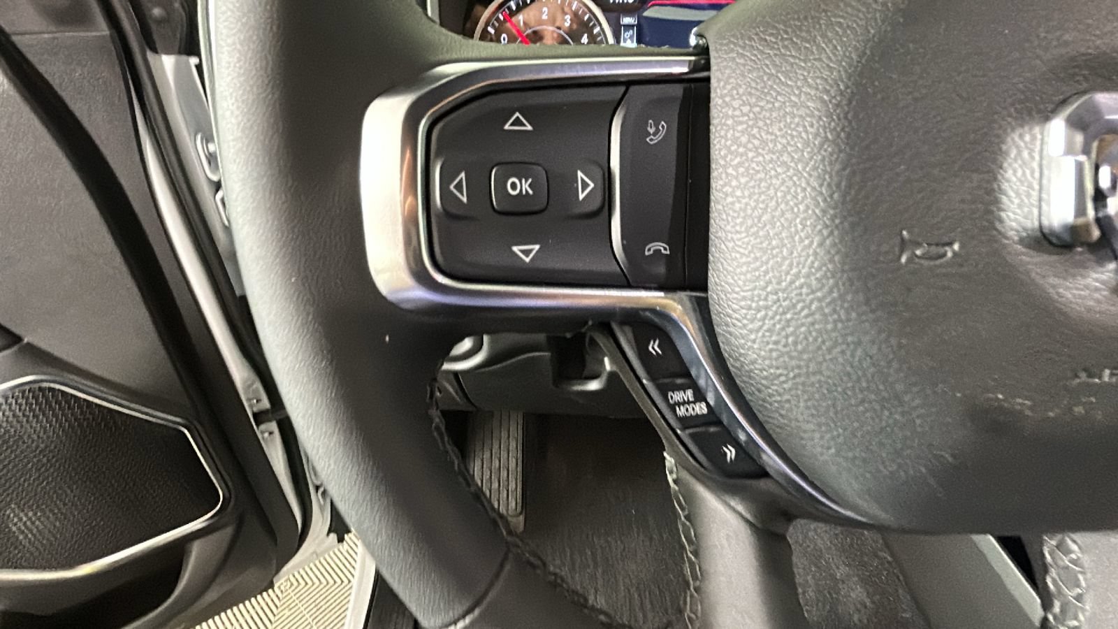 Used 2026 RAM 1500 Laramie w/ Night Edition AWD/4WD image 19