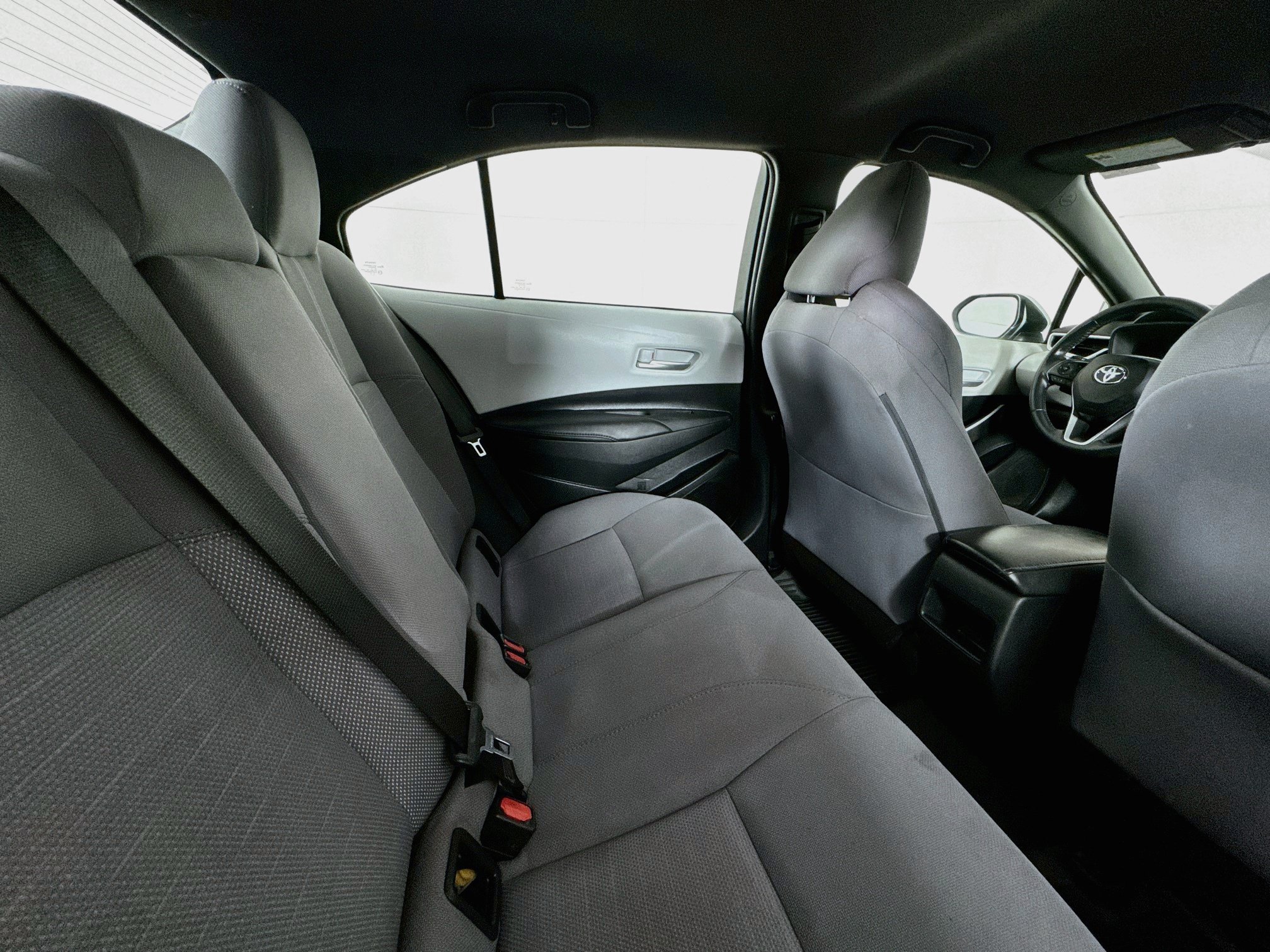 Used 2020 Toyota Corolla SE FWD image 42