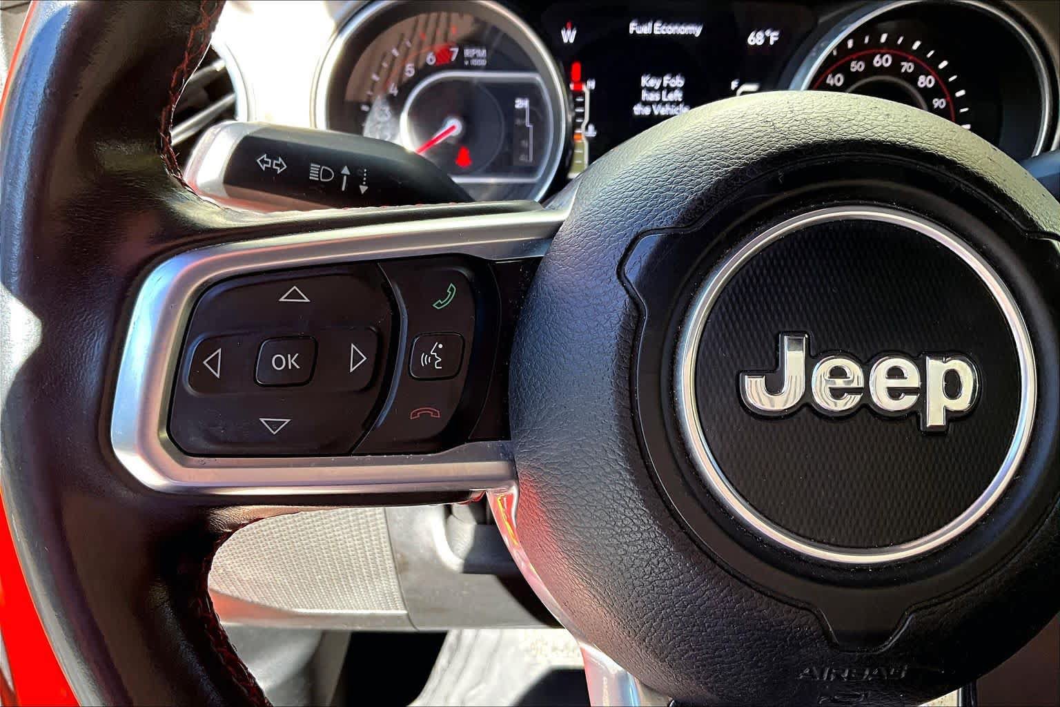 Used 2018 Jeep Wrangler Unlimited Rubicon w/ LED Lighting Group AWD/4WD image 28