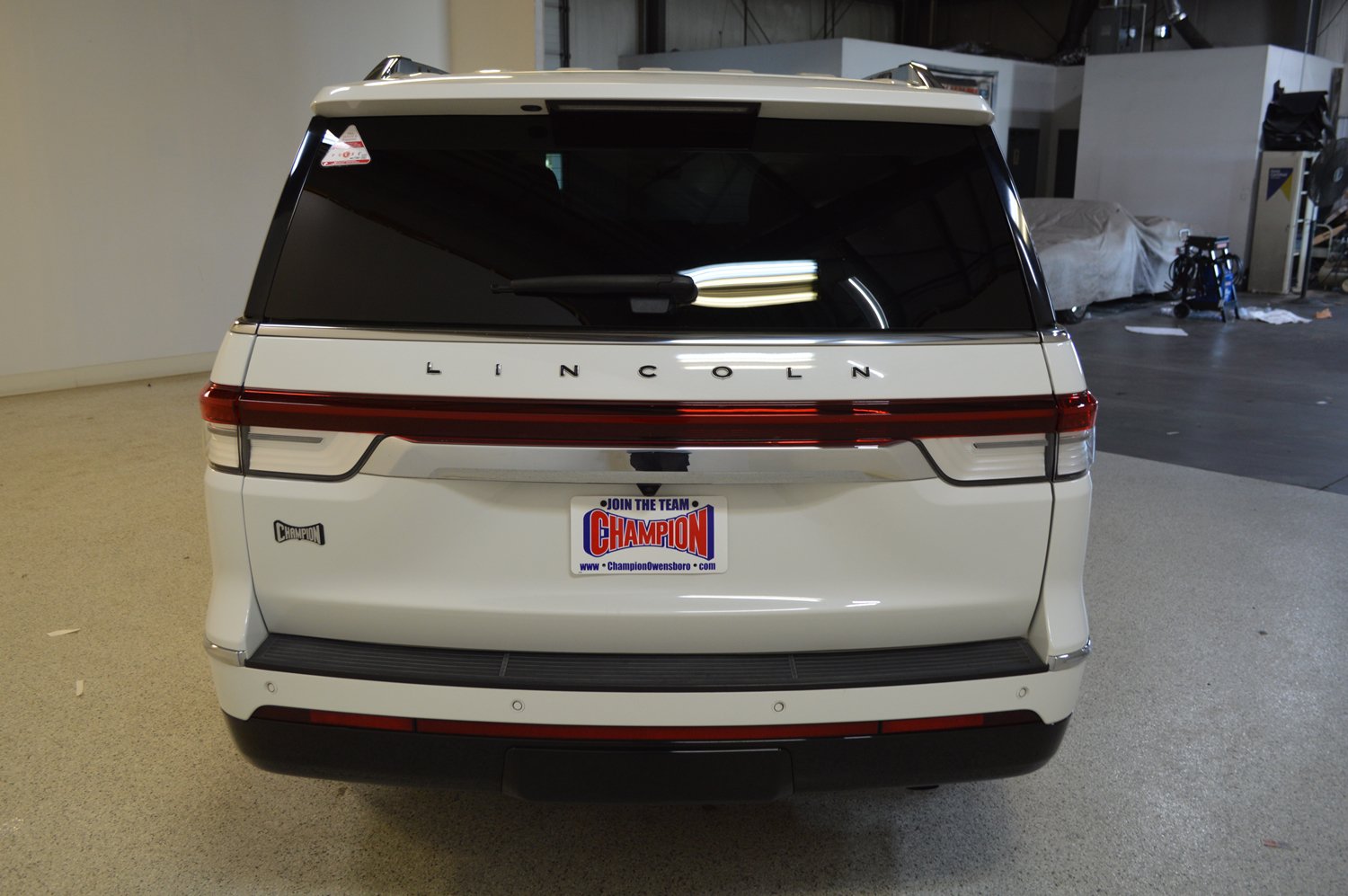 Used 2022 Lincoln Navigator Black Label AWD/4WD image 4