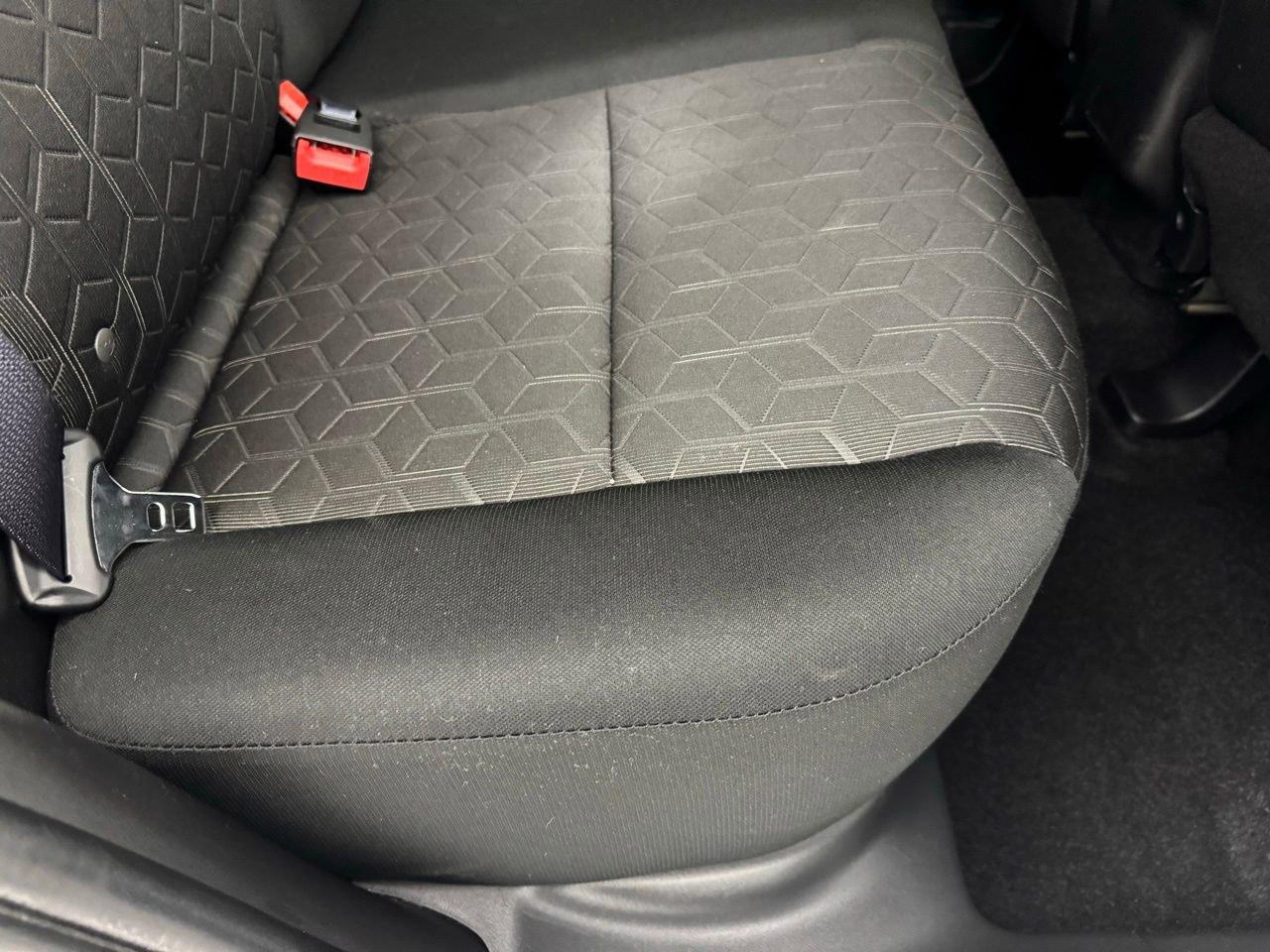 Used 2025 Mitsubishi Outlander Sport ES AWD/4WD image 33