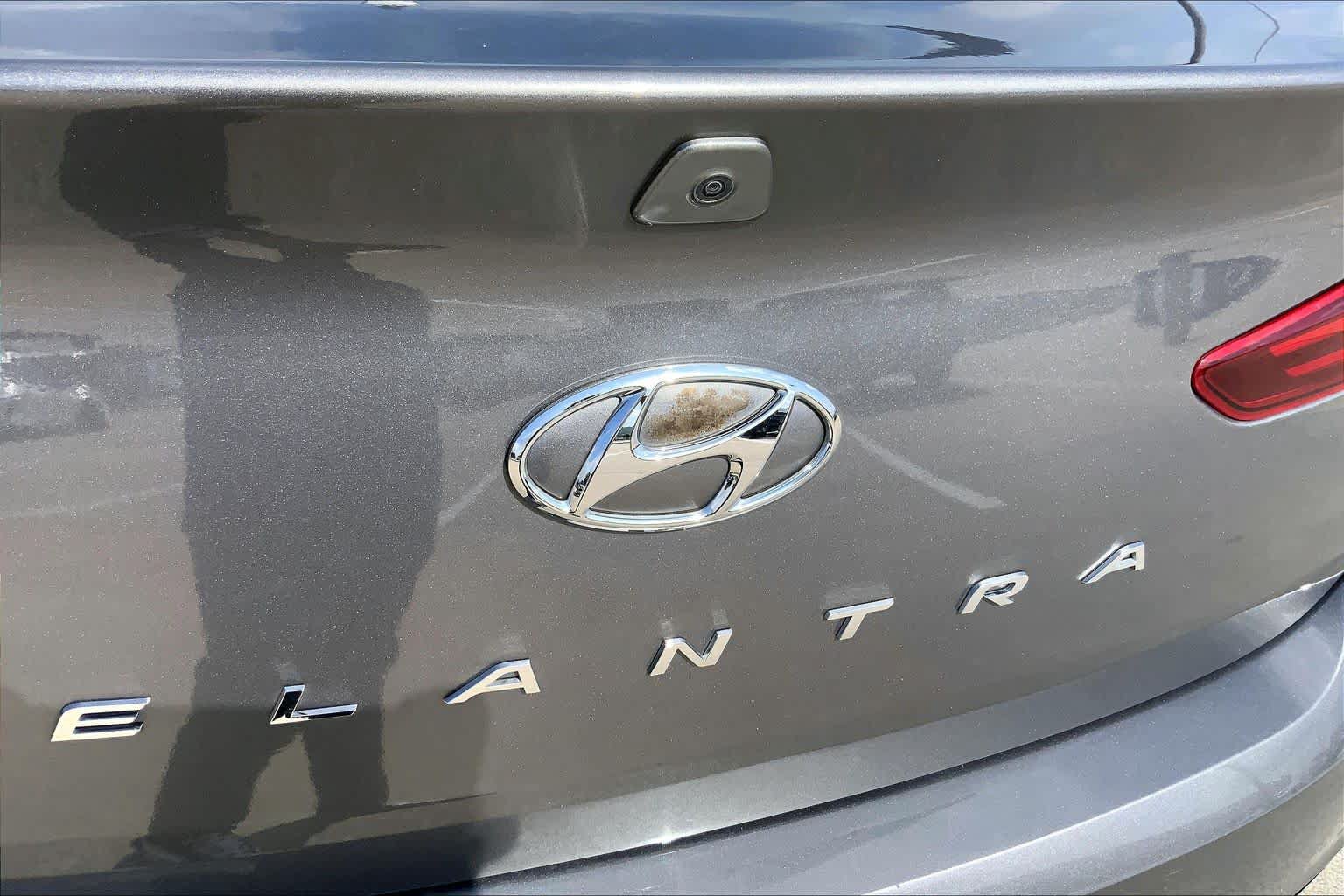 Used 2020 Hyundai Elantra Value Edition w/ Cargo Package (C1) FWD image 31