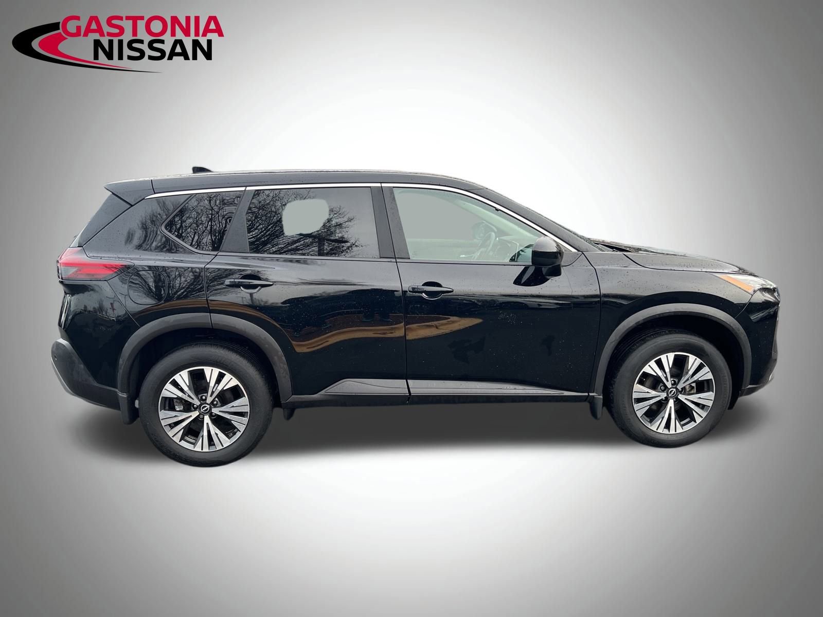 Used 2023 Nissan Rogue SV image 22