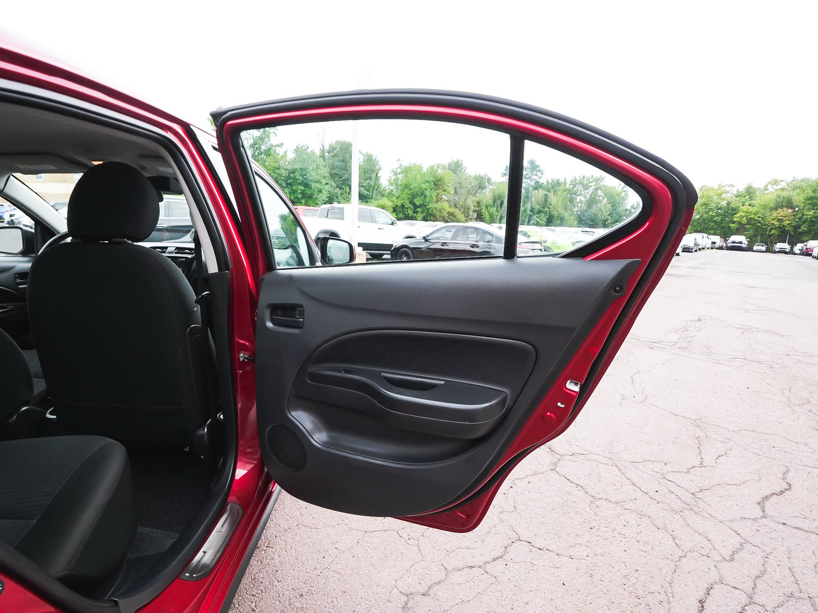 Used 2024 Mitsubishi Mirage G4 ES FWD image 12