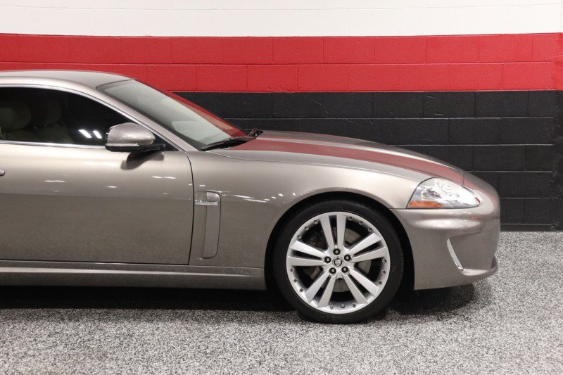 Used 2010 Jaguar XK Coupe RWD image 6