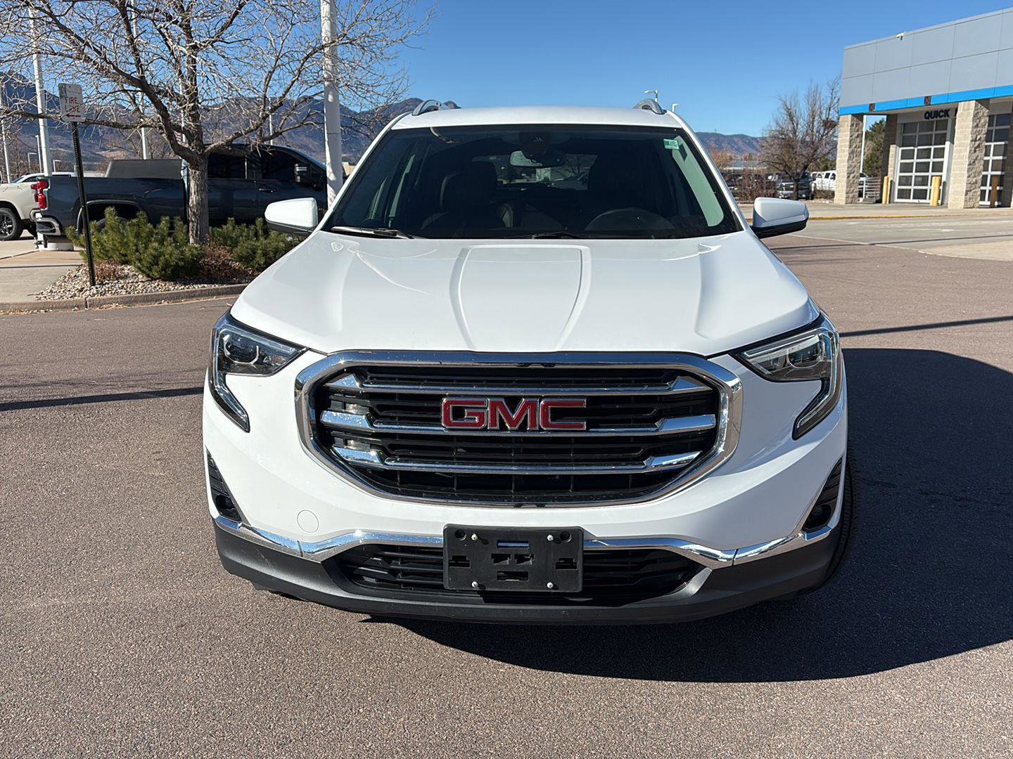 Used 2020 GMC Terrain SLT w/ Preferred Package image 2