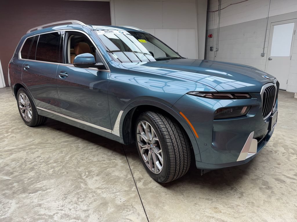 Certified 2024 BMW X7 xDrive40i w/ Executive Package AWD/4WD image 7