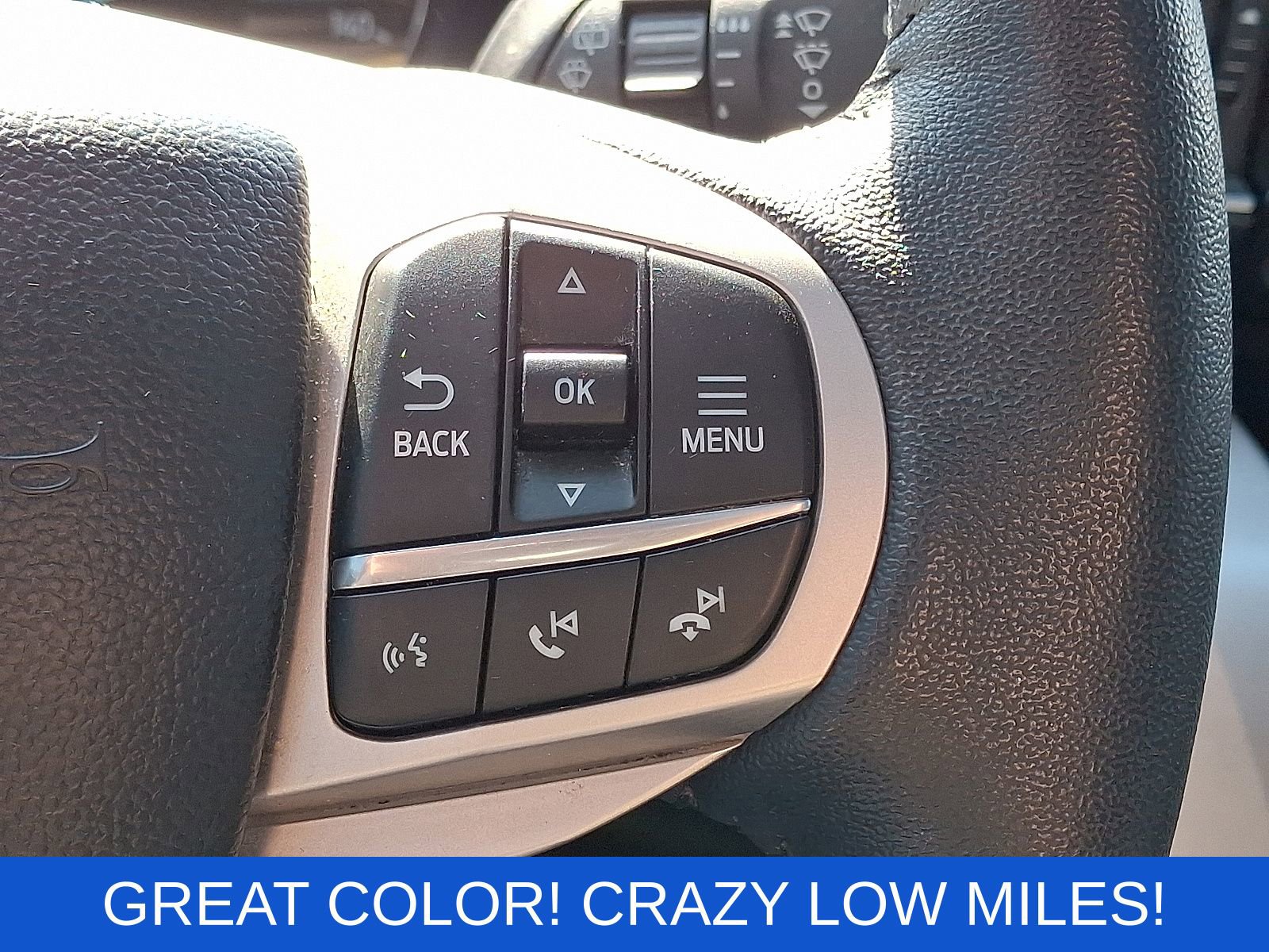 Used 2023 Ford Explorer XLT w/ Equipment Group 202A image 26