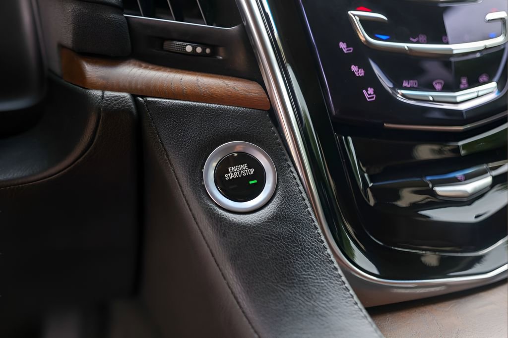 Used 2018 Cadillac Escalade ESV Premium Luxury AWD/4WD image 20