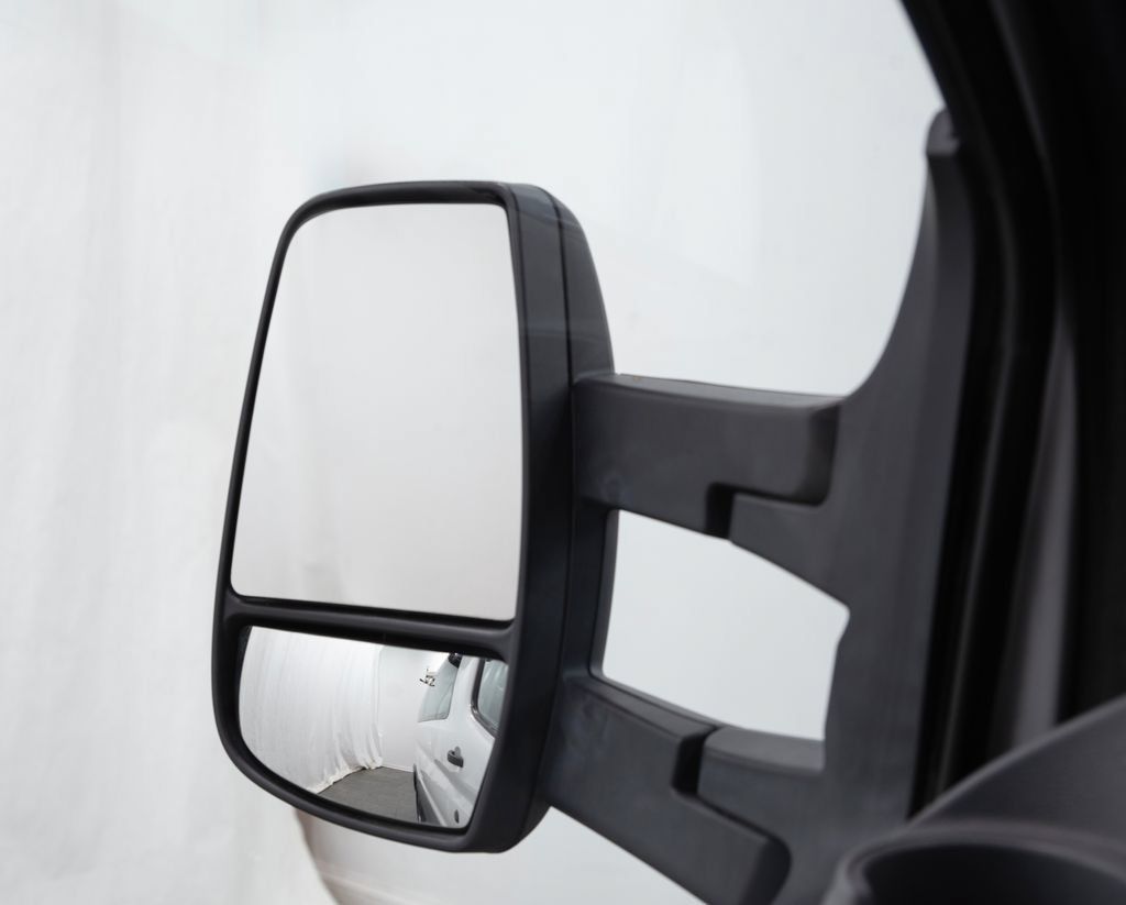 Used 2016 Ford Transit 150 130 Low Roof RWD image 26