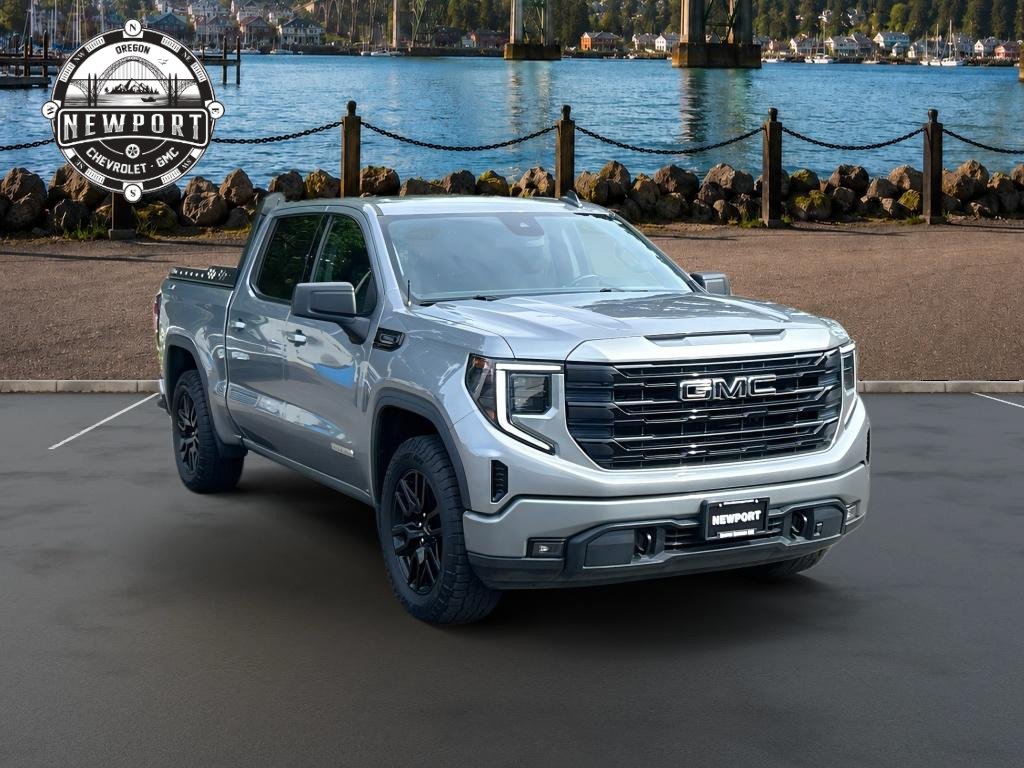 Used 2023 GMC Sierra 1500 Elevation w/ X31 Off-Road Package AWD/4WD image 3