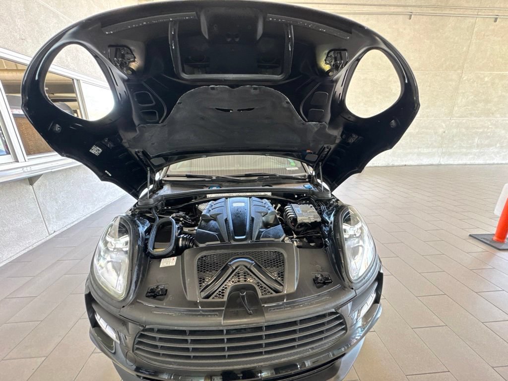 Used 2020 Porsche Macan S AWD/4WD image 18