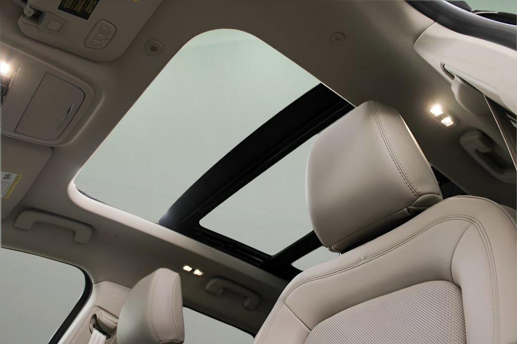 Used 2024 Lincoln Corsair Reserve w/ Equipment Group 201A image 33