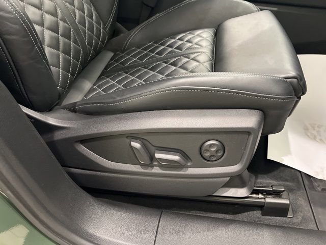 Used 2023 Audi SQ5 Premium Plus w/ Premium Plus Package AWD/4WD image 22