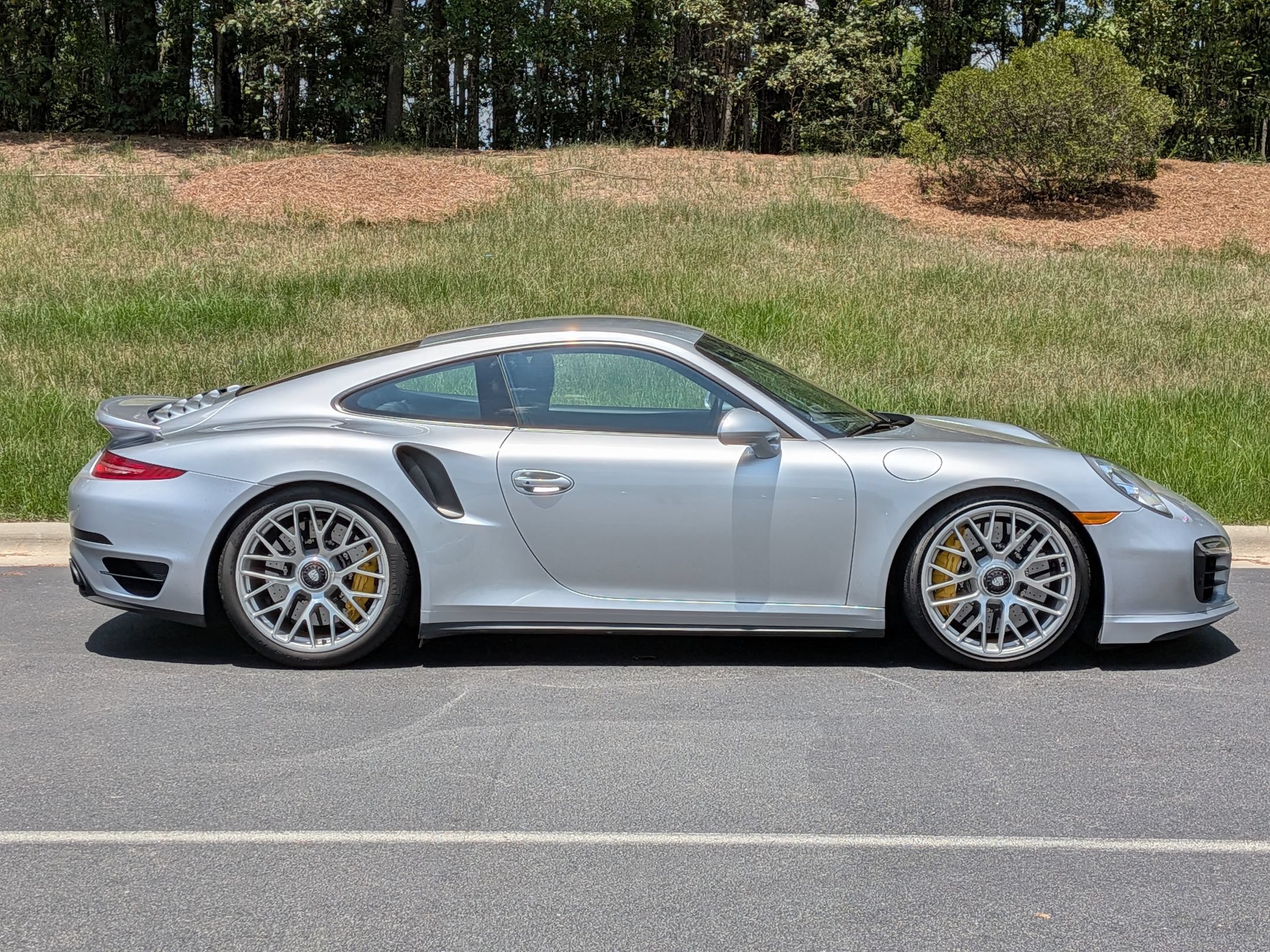 Certified 2014 Porsche 911 Turbo S AWD/4WD image 27