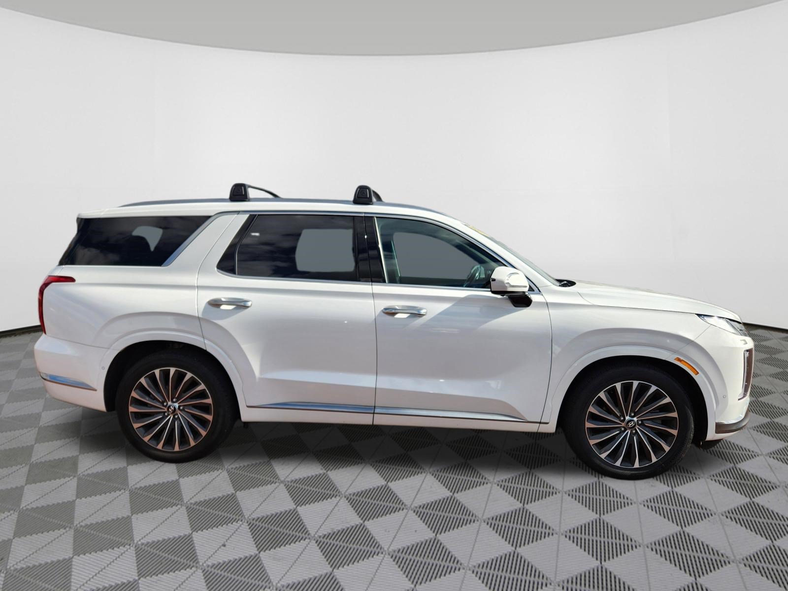 Used 2023 Hyundai Palisade Calligraphy AWD/4WD image 6