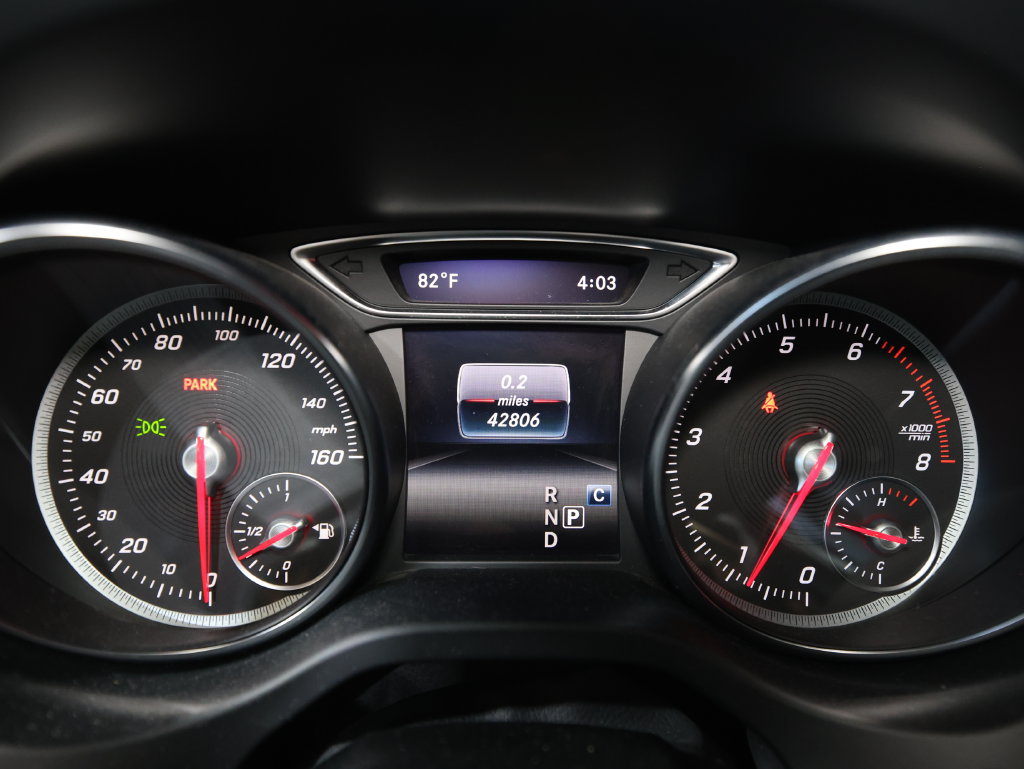 Used 2019 Mercedes-Benz GLA 250 4MATIC image 16