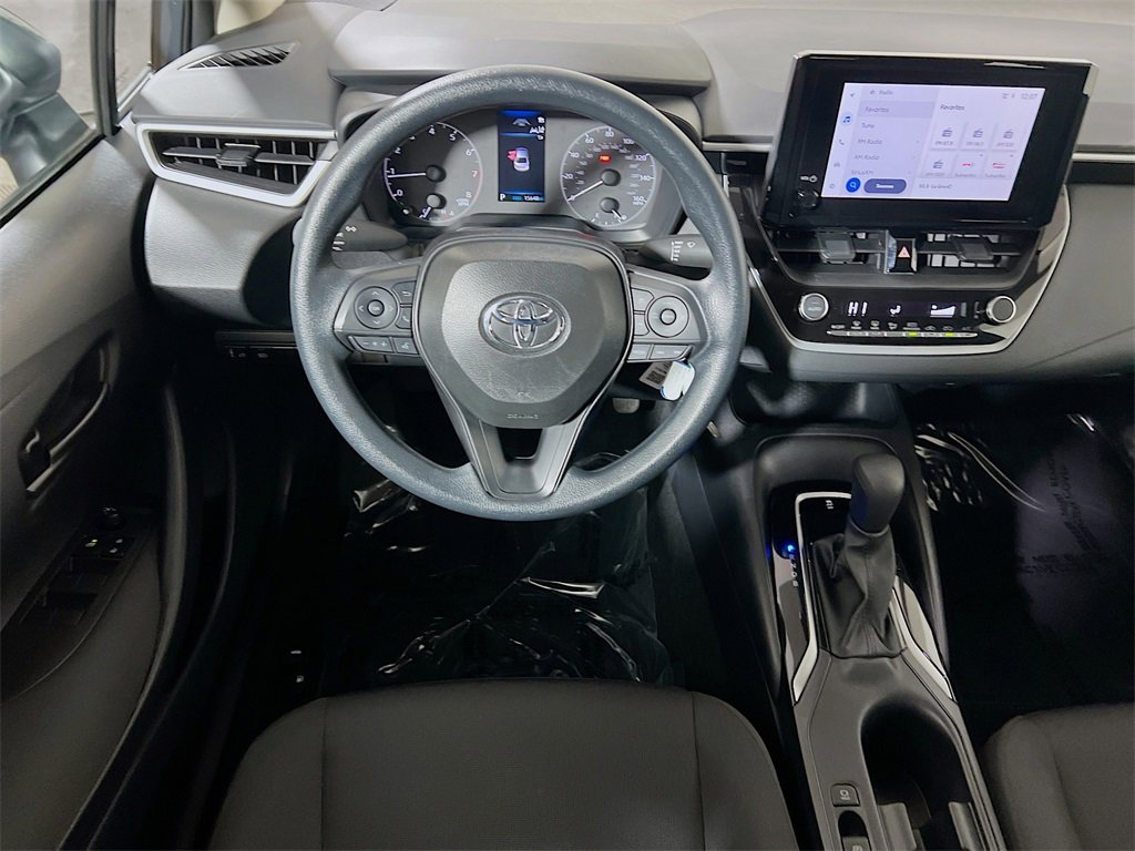 Used 2025 Toyota Corolla LE image 20