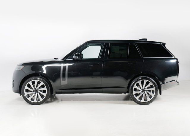 New 2026 Land Rover Range Rover SE image 6