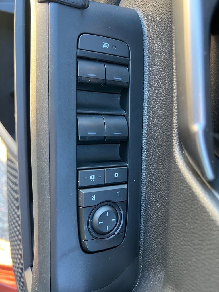 Used 2025 Toyota Tacoma TRD Off-Road image 12