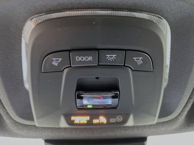 New 2026 Toyota Corolla SE image 18