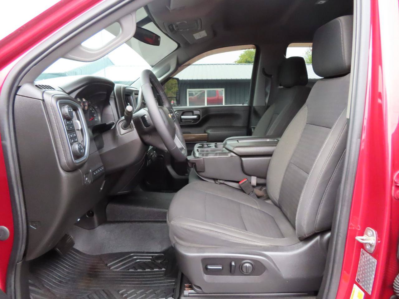 Used 2020 Chevrolet Silverado 3500 LT w/ Convenience Package AWD/4WD image 12