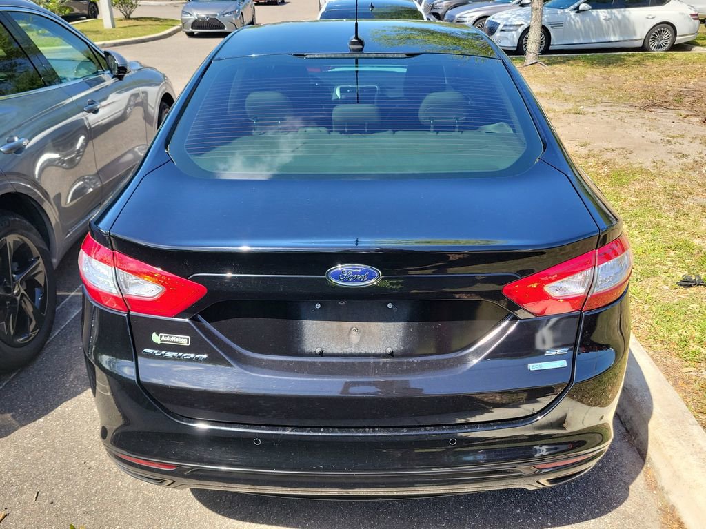 Used 2016 Ford Fusion SE w/ Equipment Group 202A image 10