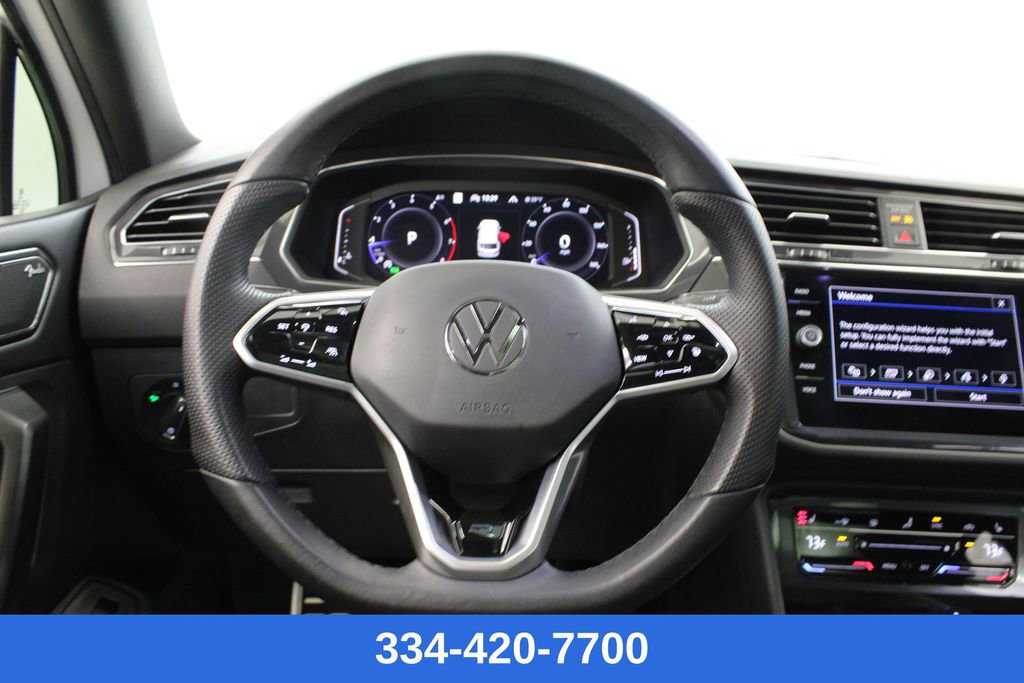 Used 2022 Volkswagen Tiguan SEL R-Line image 23