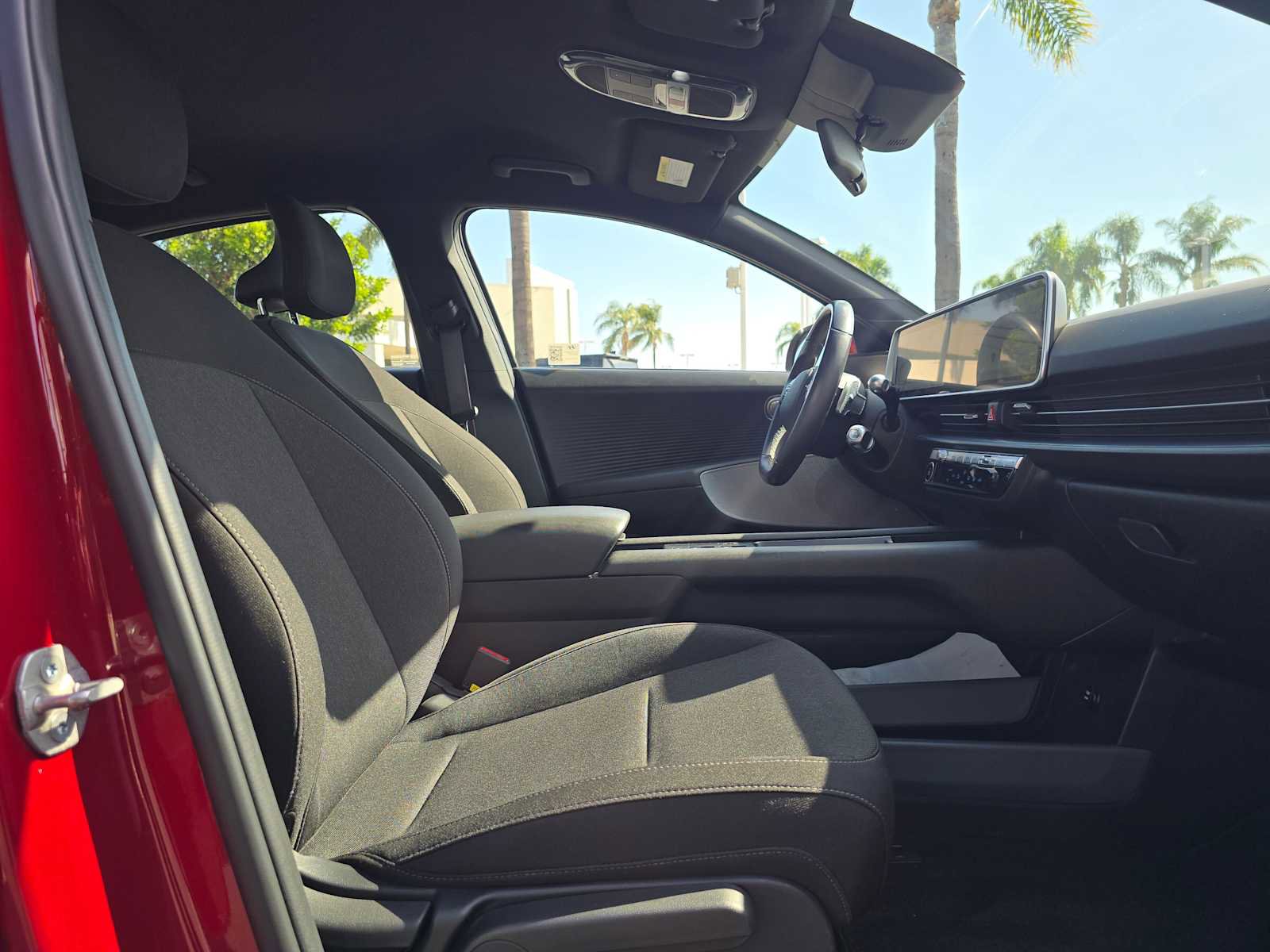 Used 2024 Hyundai Ioniq 6 SE AWD/4WD image 11