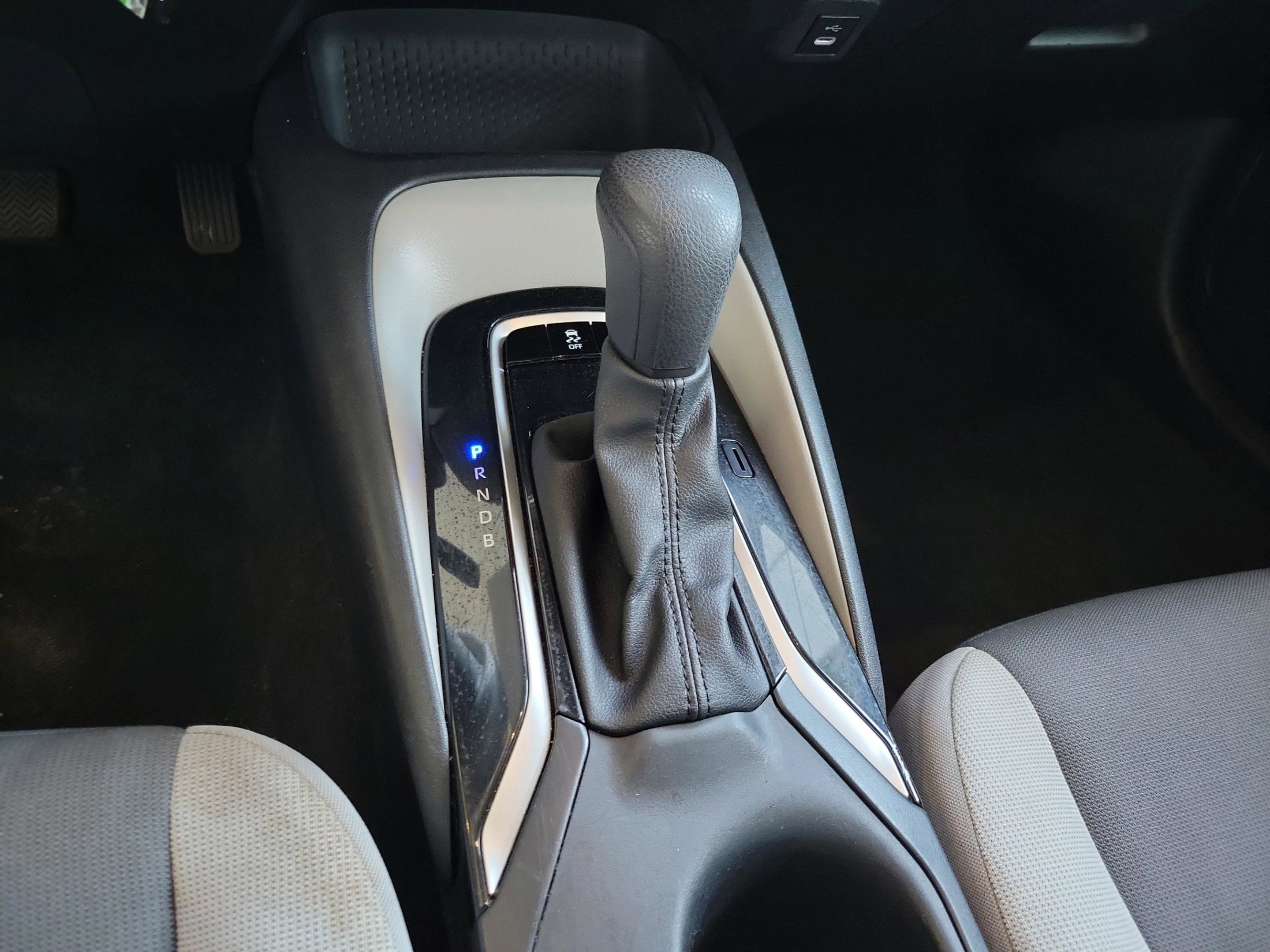 Used 2023 Toyota Corolla LE image 19