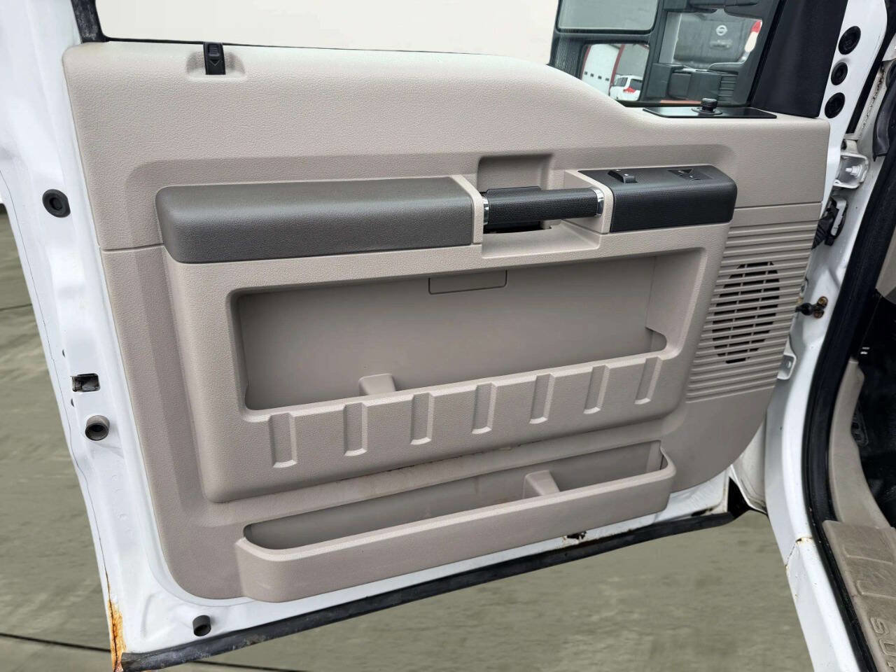 Used 2009 Ford F250 XL AWD/4WD image 12