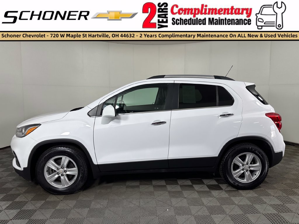 Used 2020 Chevrolet Trax LT w/ Driver Confidence Package FWD image 2