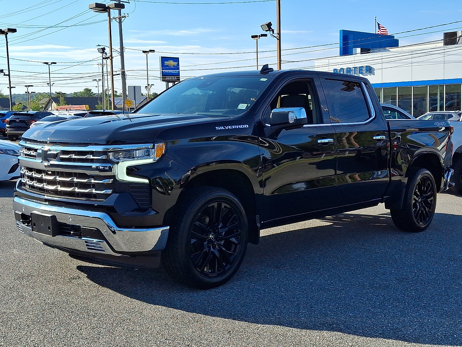 Certified 2025 Chevrolet Silverado 1500 LTZ w/ Technology Package AWD/4WD image 3