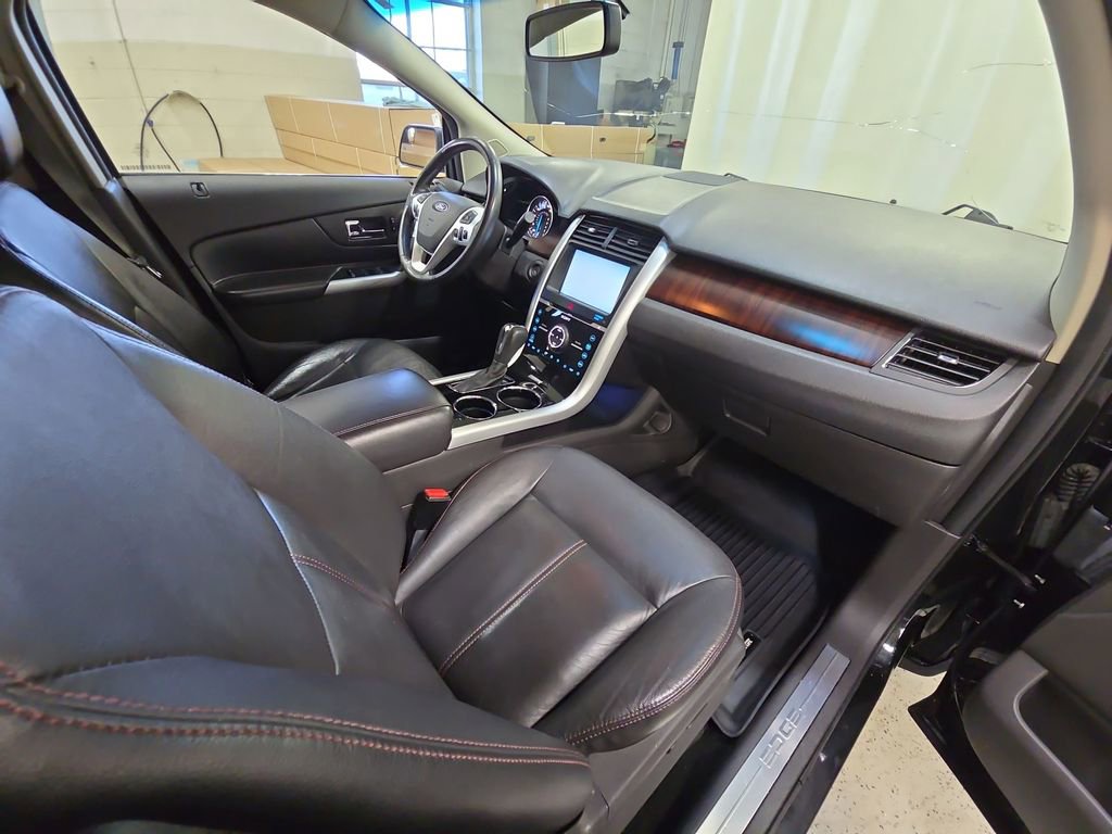 Used 2012 Ford Edge Limited image 37