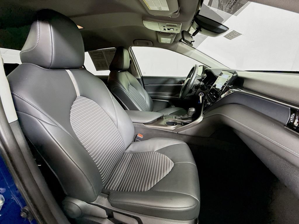 Used 2024 Toyota Camry SE image 24