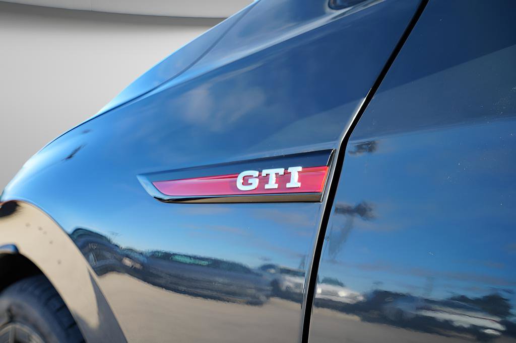 Used 2024 Volkswagen GTI SE w/ SE Leather Seats Package FWD image 22