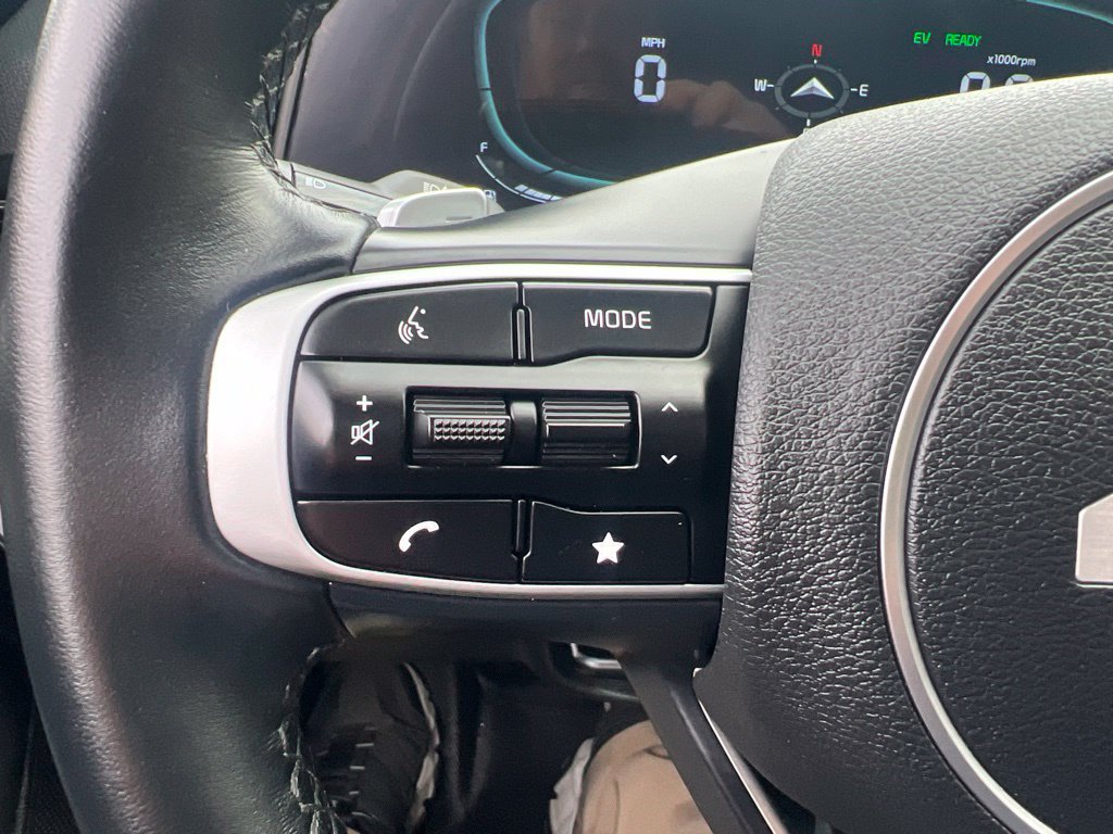 Certified 2025 Kia Sportage EX AWD/4WD image 53