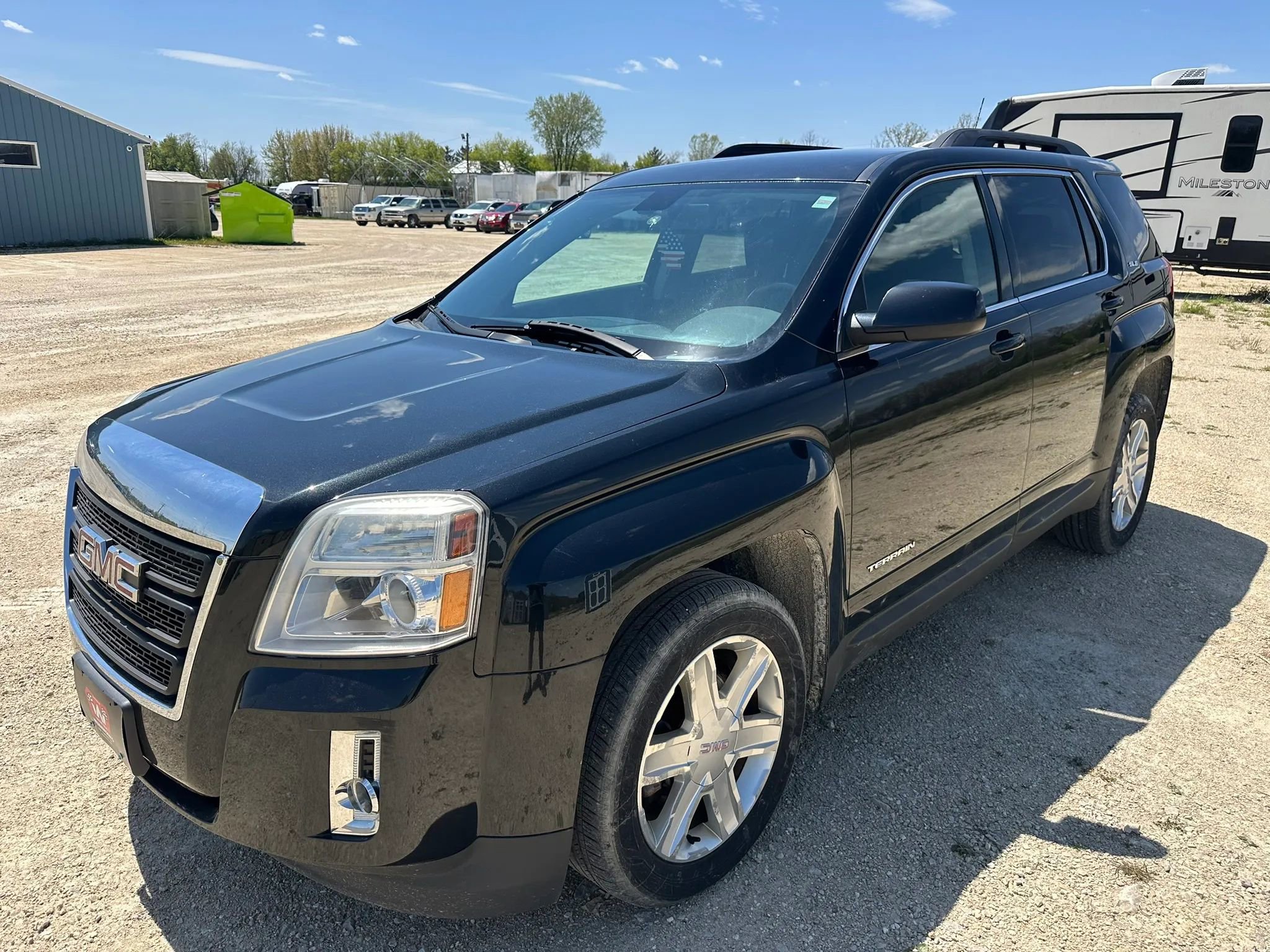 Used 2011 GMC Terrain SLE w/ Convenience Package FWD image 2