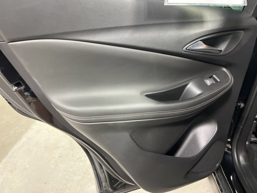 Used 2025 Buick Encore GX Preferred FWD image 16