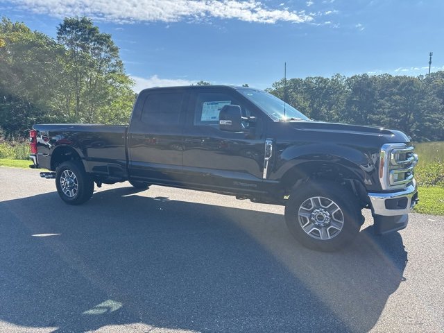 New 2026 Ford F350 Lariat image 2