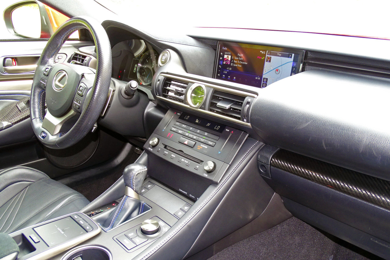 Used 2019 Lexus RC F w/ Performance Package image 17