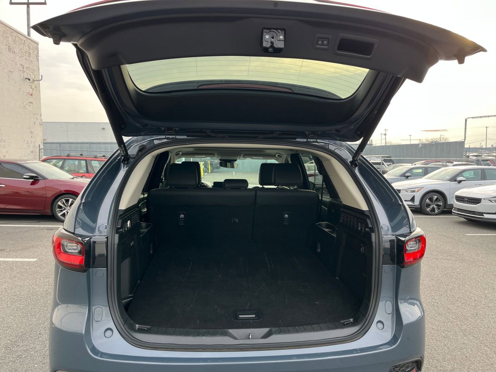 Used 2025 MAZDA CX-70 3.3 Turbo w/ Preferred Package image 31