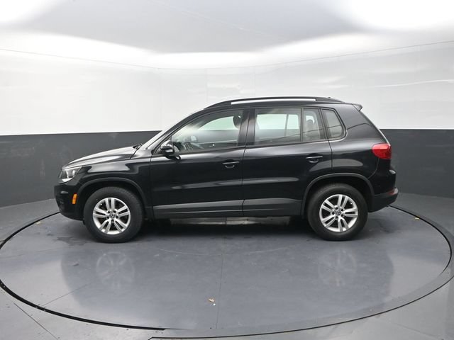 Used 2017 Volkswagen Tiguan S FWD image 4