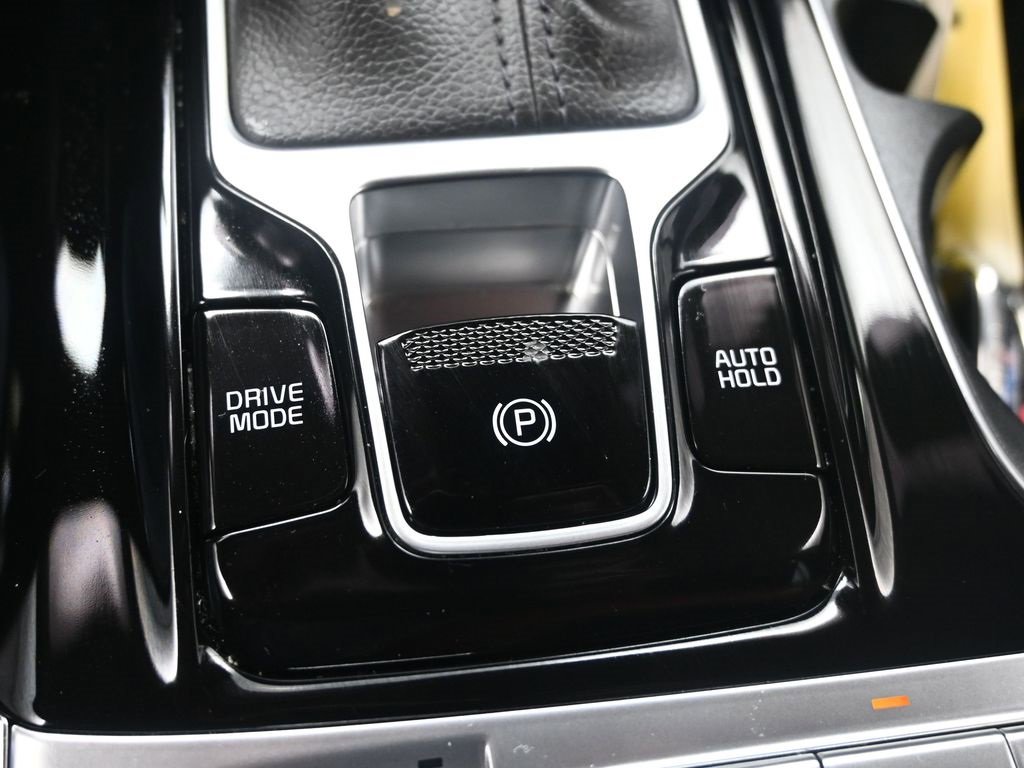 Certified 2022 Kia Carnival SX w/ Paint Protection Package image 23