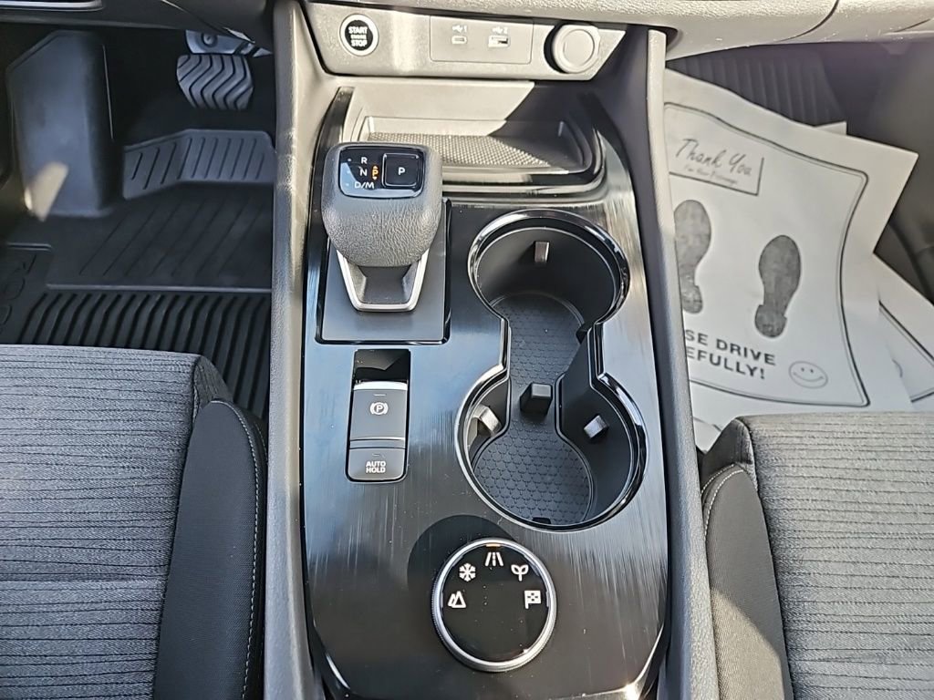 Used 2023 Nissan Rogue SV image 25