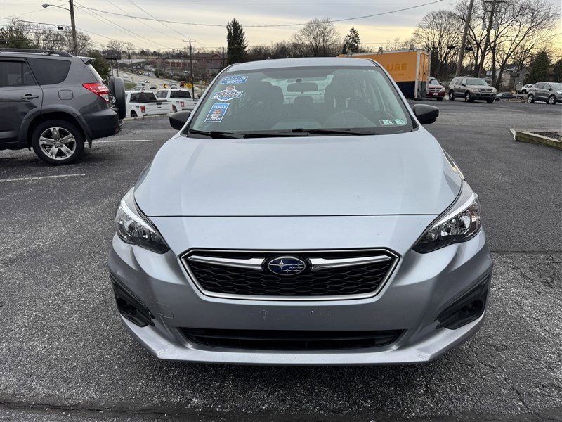 Used 2017 Subaru Impreza 2.0i image 3